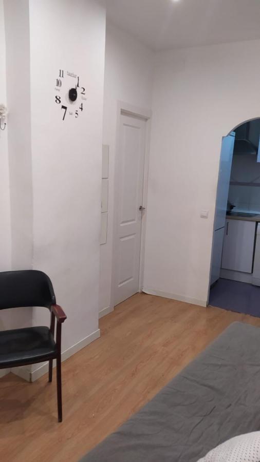 Apartamento 2 Dormitorios Cerca De Manuel Becerra Madrid Exterior photo